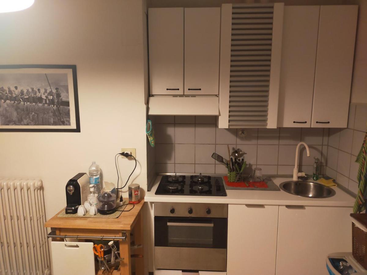 B & B Via Borgo Di San Pietro Болонья Экстерьер фото